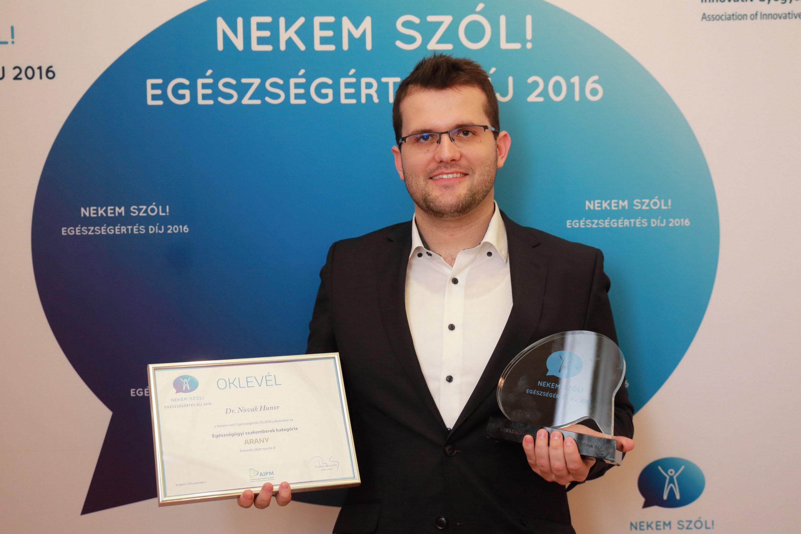 dr Novak Hunor Nekem szol dijnyertes 2016 scaled